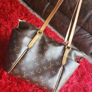 Louis Vuitton Totally PM --Pending local PU